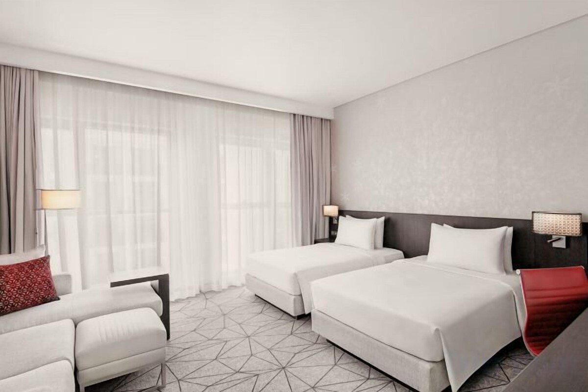 Hochwertige Bettwaren, Pillowtop-Betten, Minibar, Zimmersafe