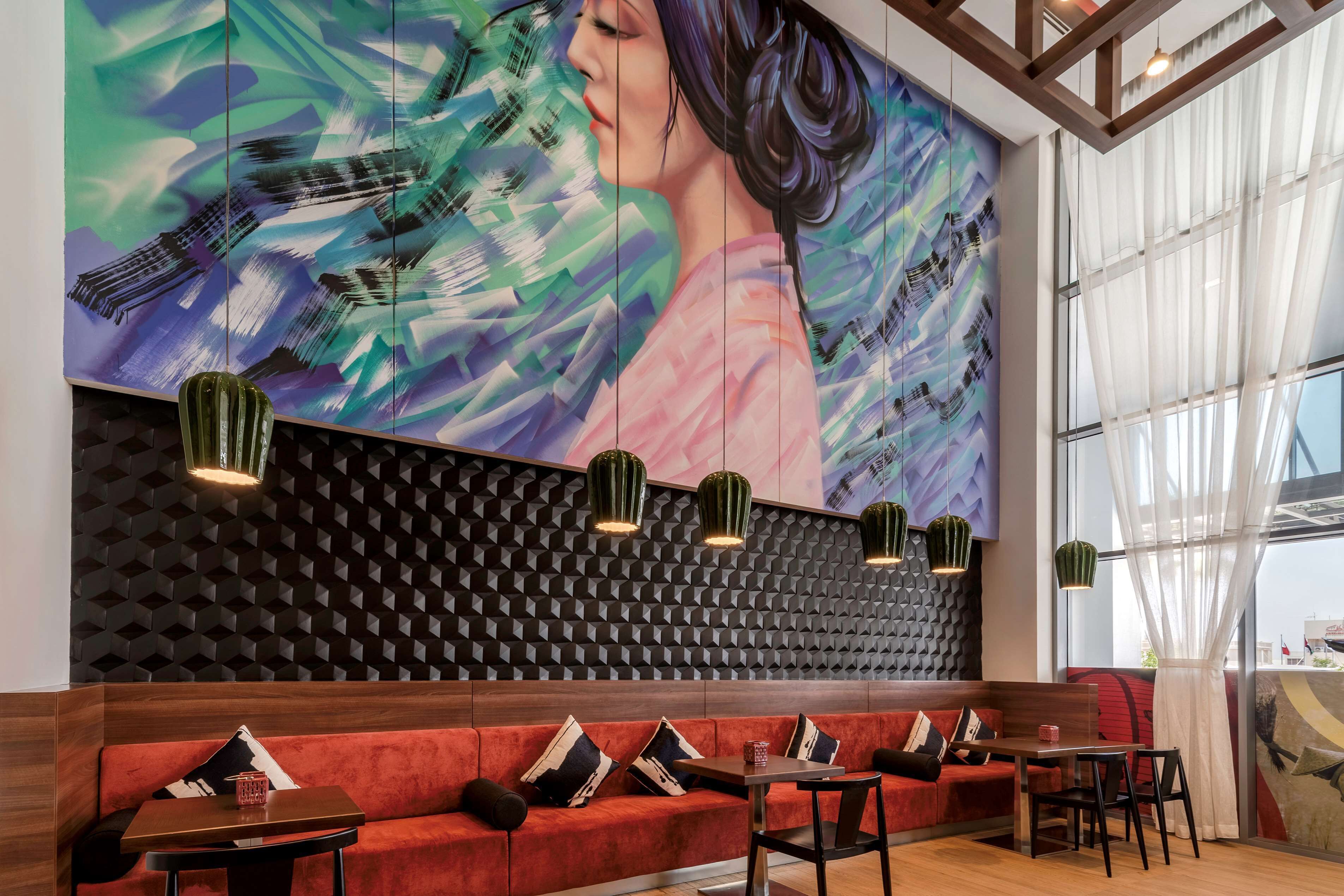 breakfast, lunch, dinner served; international cuisine