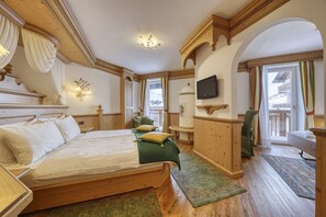 Caja de seguridad en la habitación y decoración personalizada 