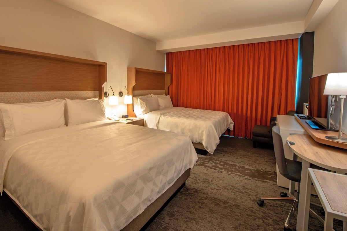 Down duvets, minibar, in-room safe, desk