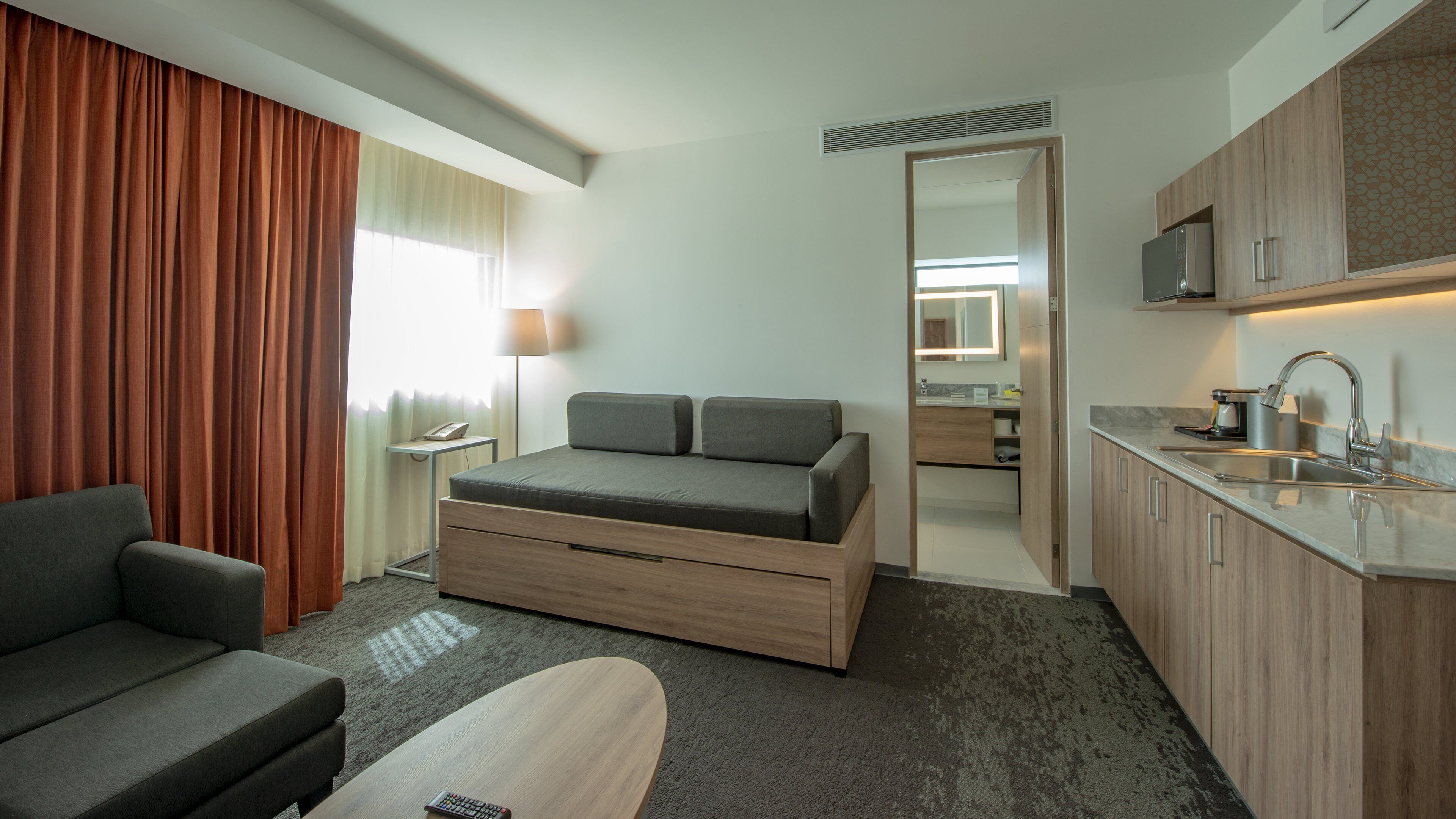 Photo - Holiday Inn & Suites   Merida La Isla By Ihg