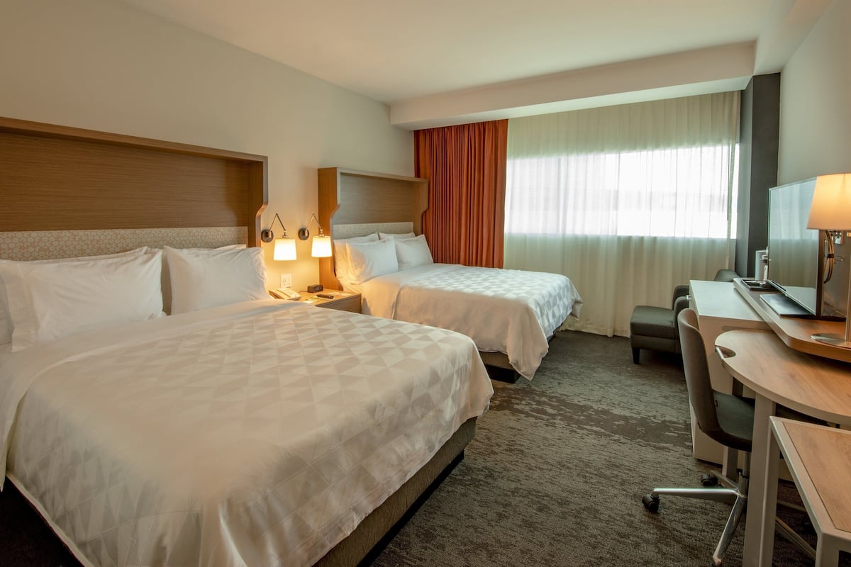 Down comforters, minibar, in-room safe, individually furnished