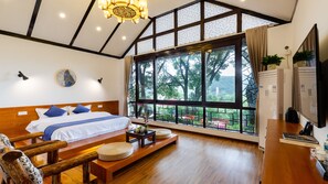 Rideaux occultants, Wi-Fi gratuit, draps fournis