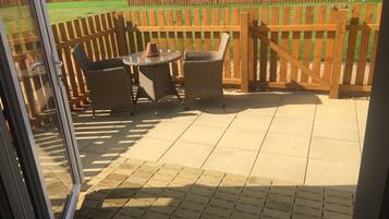 Suite, toegankelijk voor mindervaliden, kamers met tussendeur (Ground Floor) | Tuin