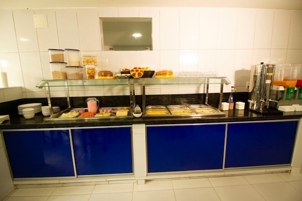 Desayuno buffet incluido todos los días