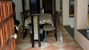 Unclassified image, 4 of 11, button - Villa Issam (Allyene)