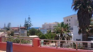 Unclassified image, 5 of 11, button - Villa Issam (Allyene)