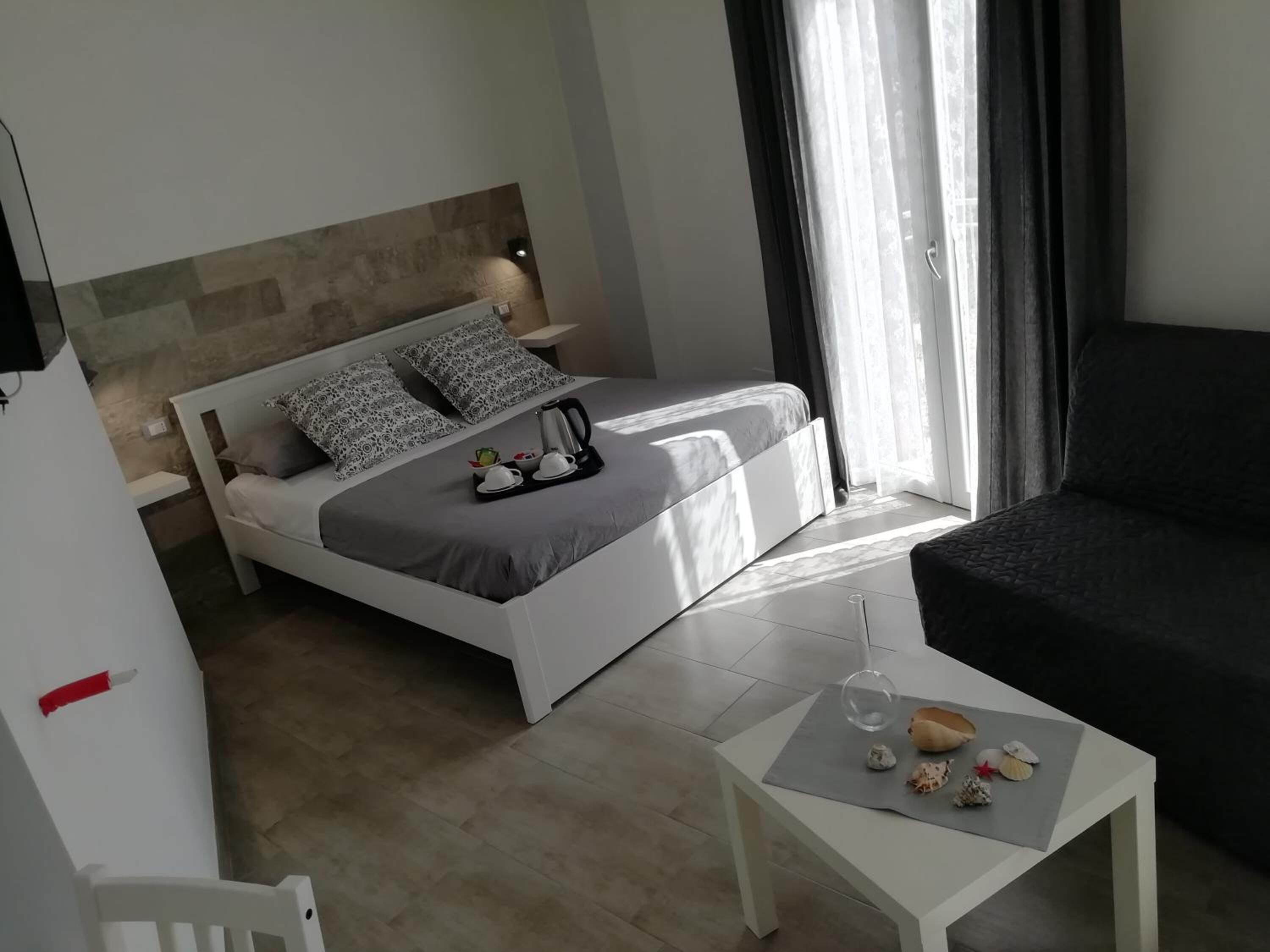 1 habitación, escritorio, wifi gratis y ropa de cama 