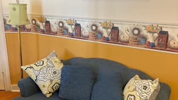 Tammy's Room | Individually decorated, individually furnished, iron/ironing board