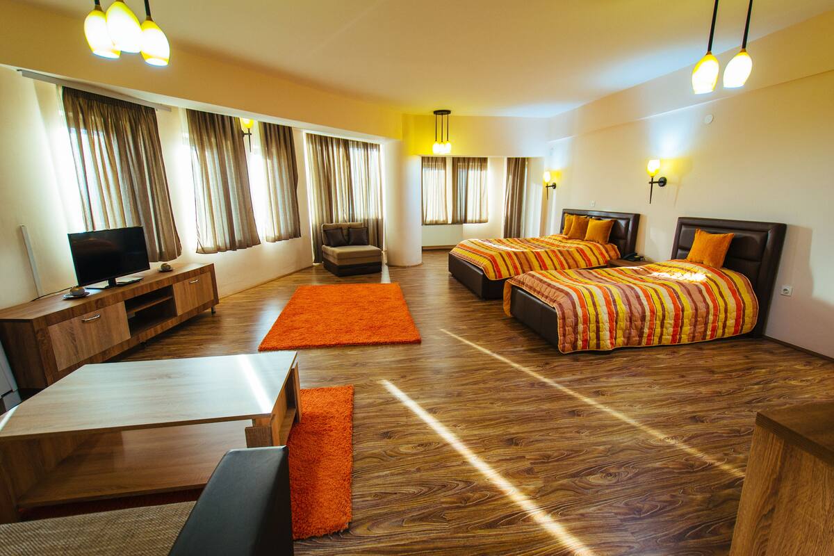 Deluxe-Doppel- oder -Zweibettzimmer, Balkon