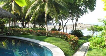 Costa Paraiso