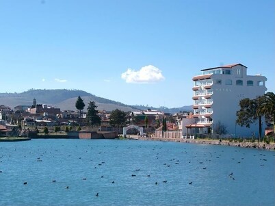 9 Manantiales