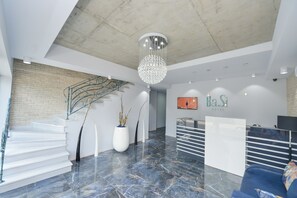 Reception - Basi (Tbilisi)