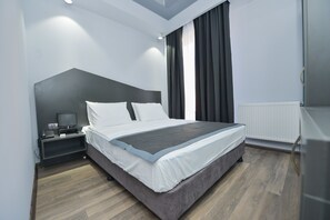 Standard Double Room | Premium bedding, iron/ironing board, rollaway beds, free WiFi - Basi (Tbilisi)