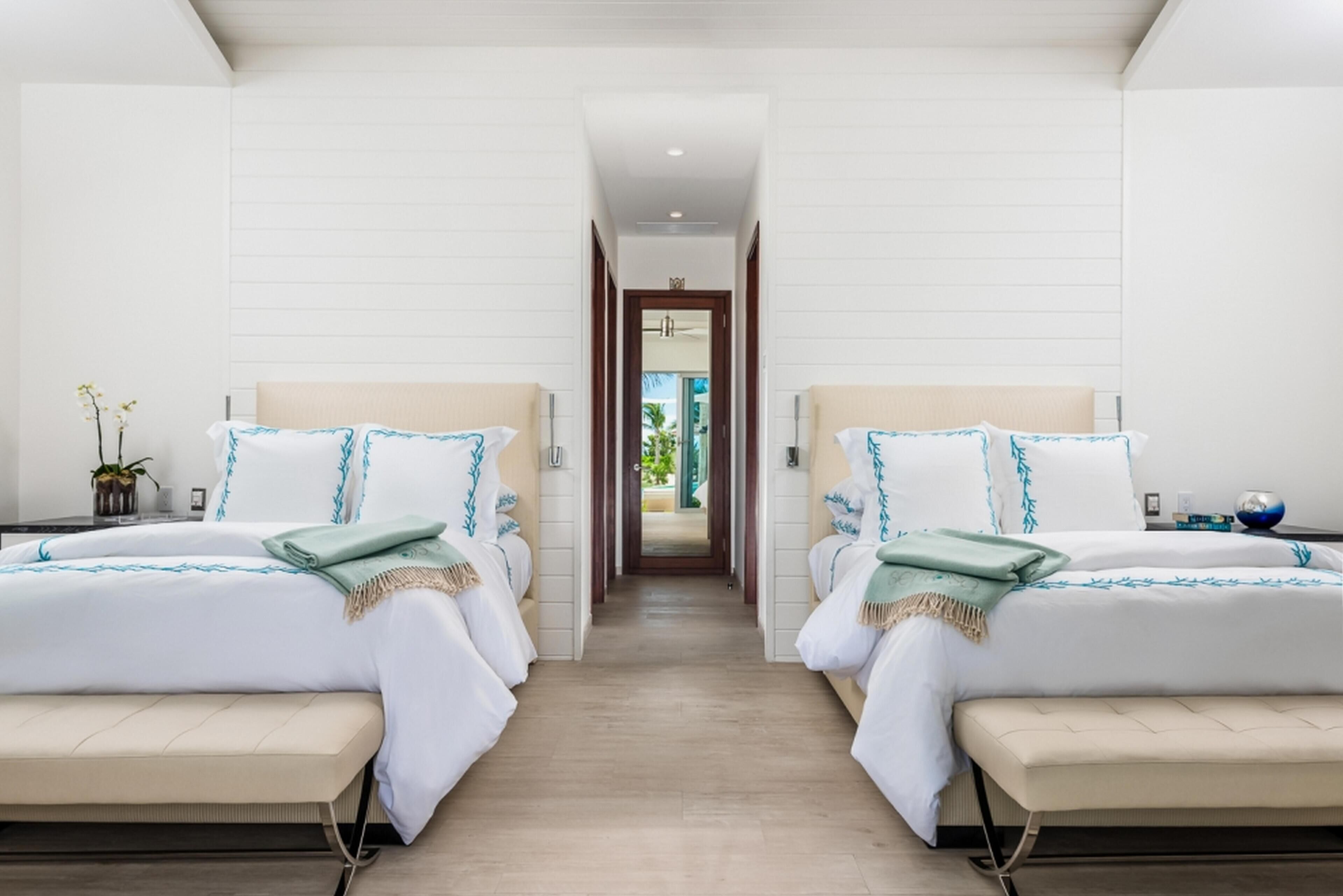 8 多间卧室、免费 WiFi