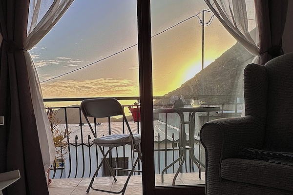 Double Room, Balcony | In-room safe, free WiFi, bed sheets