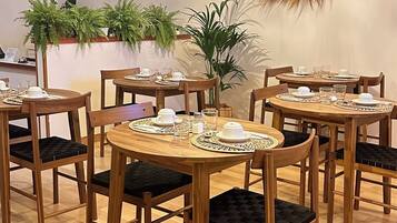 Free daily full breakfast