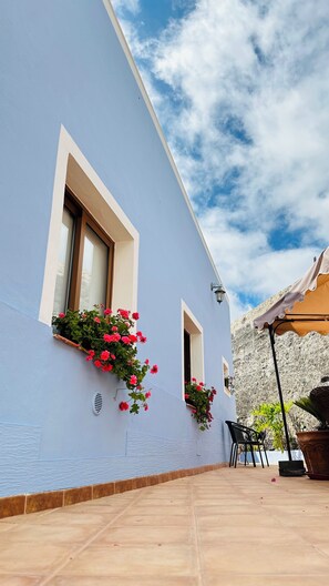 Coffres-forts dans les chambres, Wi-Fi gratuit, draps fournis