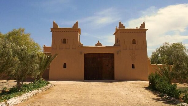 Front of property - Kasbah Azimounde (Ait Sedrate Jbel El Soufla)