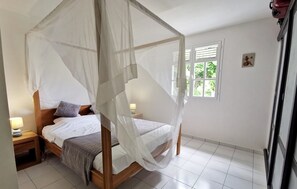 3 Schlafzimmer, Zimmersafe, Bügeleisen/Bügelbrett, WLAN