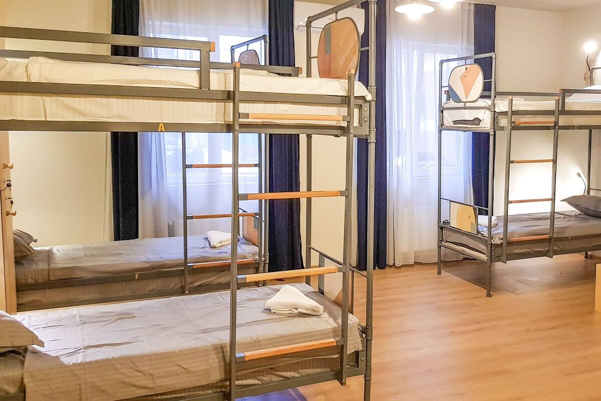 Gemeinsamer Schlafsaal, Nur Männer (6 guests)