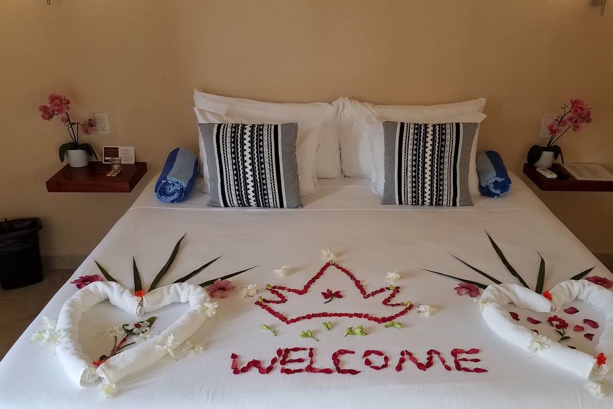 Habitación Deluxe | Caja fuerte, wifi gratis, ropa de cama
