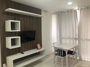Apartment | Living room | Flat-screen TV