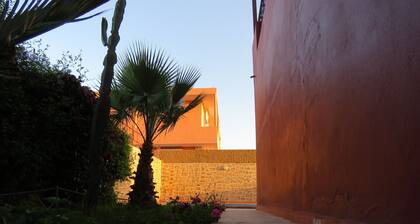 Villa 400m2 with swimming pool 10 min from the beach tifnit