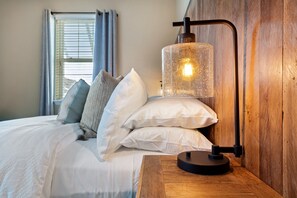 9 habitaciones, tabla de planchar con plancha y wifi gratis 