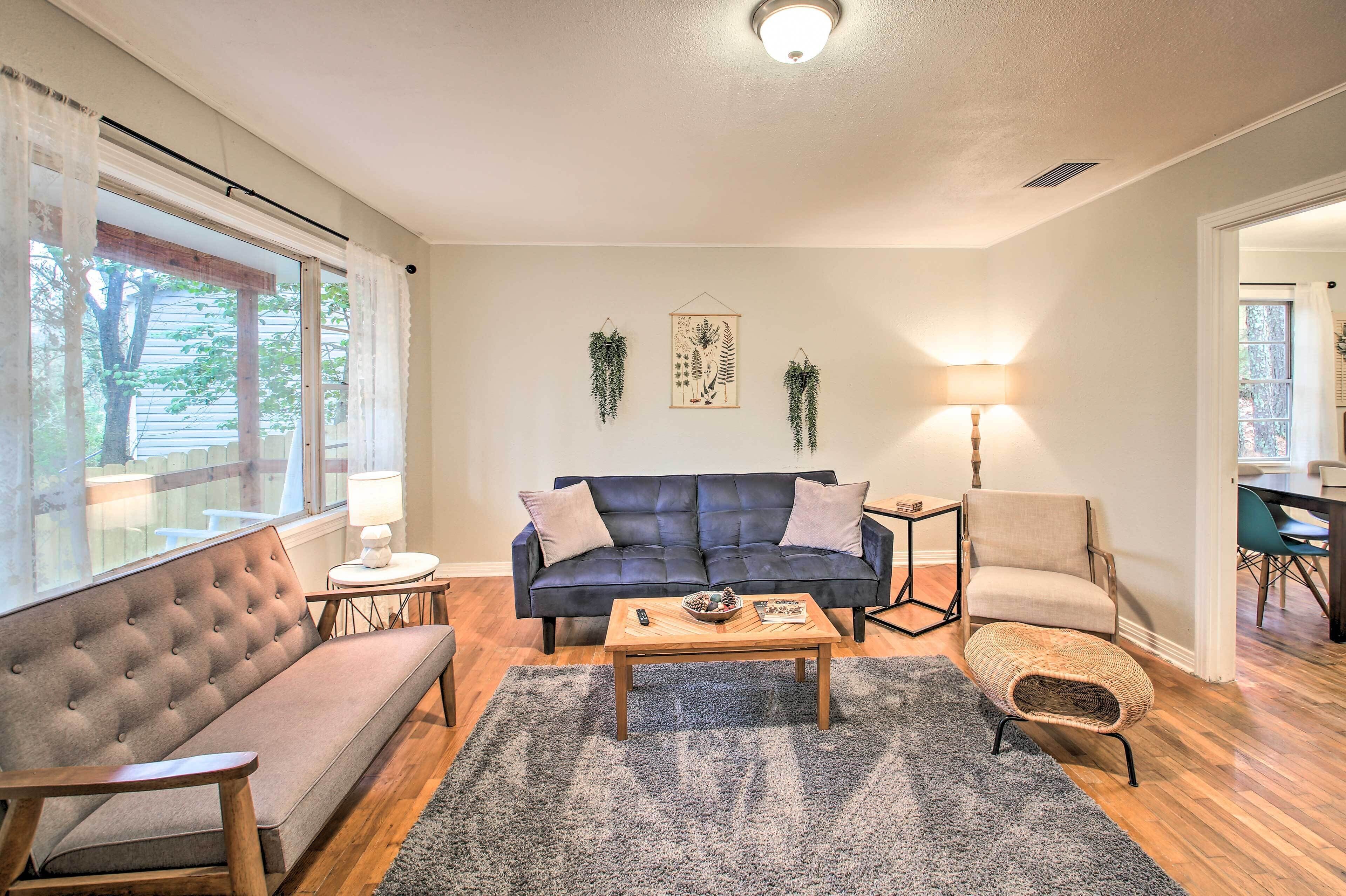 Centrally Located Hot Springs Home w/ Deck!