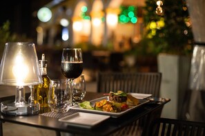 7 restaurants, serveren lunch, diner, Braziliaanse gerechten