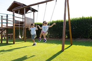 Children's play area - outdoor - Montecristi Golf Resort & Villas (Montecristi)