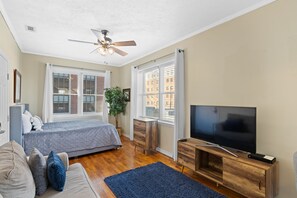 1 bedroom, iron/ironing board, free WiFi, bed sheets