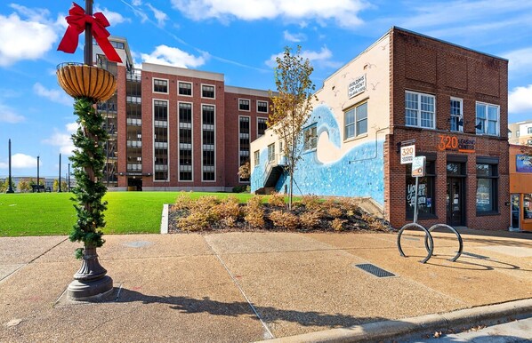 Exterior - Historic Loft in Downtown AU! LOCATION! Private Parking, Steps to Toomers Corner (Auburn)