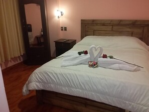 Insonorización, wifi gratis y ropa de cama