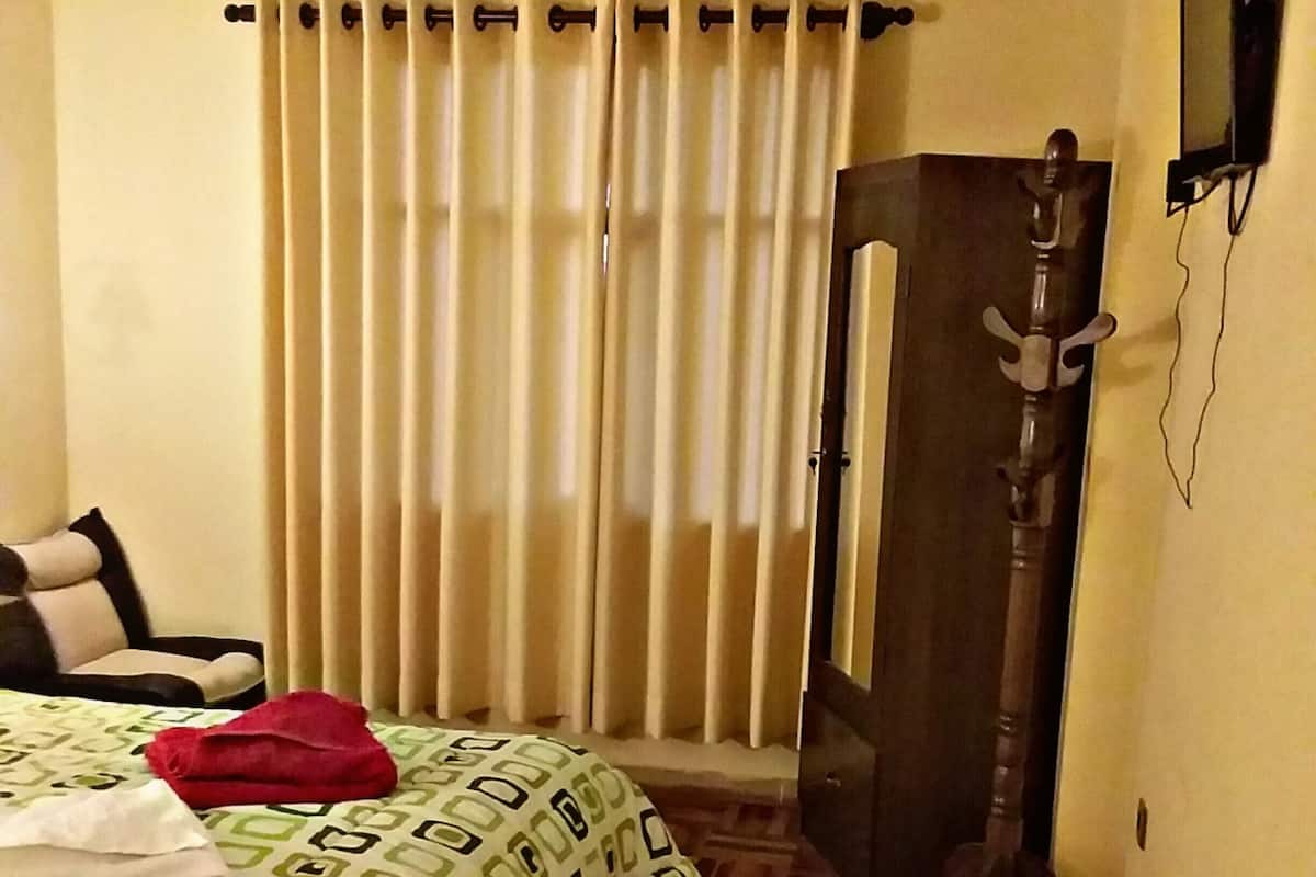 Camera doppia, 1 letto matrimoniale | 1 camera, insonorizzazione, Wi-Fi gratuito, lenzuola