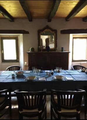 Daily cooked-to-order breakfast (EUR 4 per person) - B&B Borgo del Fornello (San Benedetto Val di Sambro)