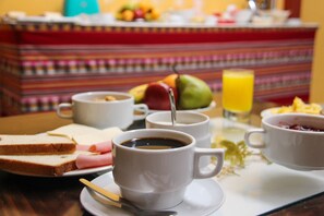 Dagelijks ontbijtbuffet inbegrepen