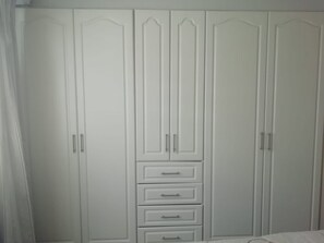 Room - Apartamento Familiar en Zona Residencial (Quito)