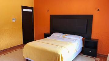 House | Iron/ironing board, bed sheets