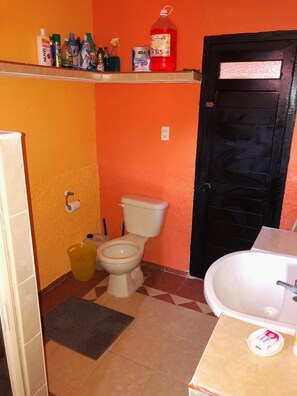 House | Bathroom - Casa naranja de chelem (Progreso)