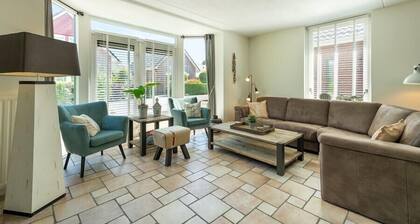 Zeepe Duinen 17 recreation home with atmospheric living area