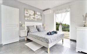 5 chambres, fer et planche à repasser, Wi-Fi, draps fournis