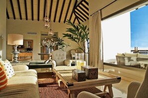 TV - THE TERRACES OF ABAMA-SUITE 1 BEDROOM PARTIAL SEA VIEW (Guia de Isora, Tenerife)