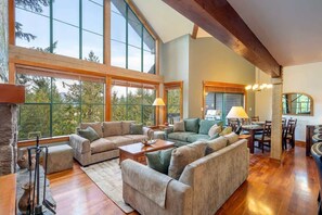 TV, fireplace, offices