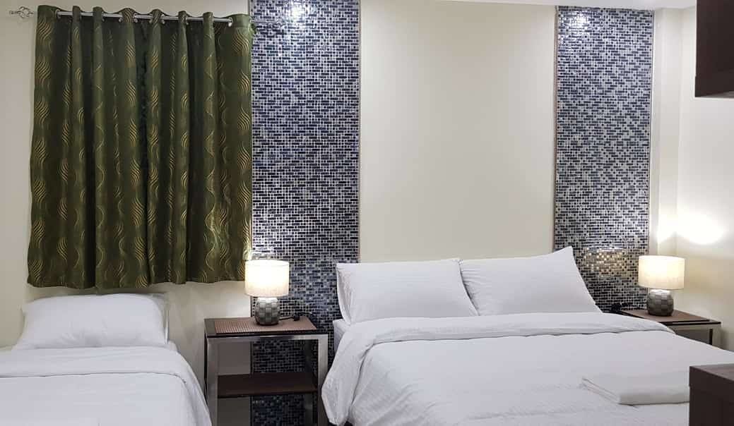 triple room | desk, iron/ironing board, free wifi, bed sheets