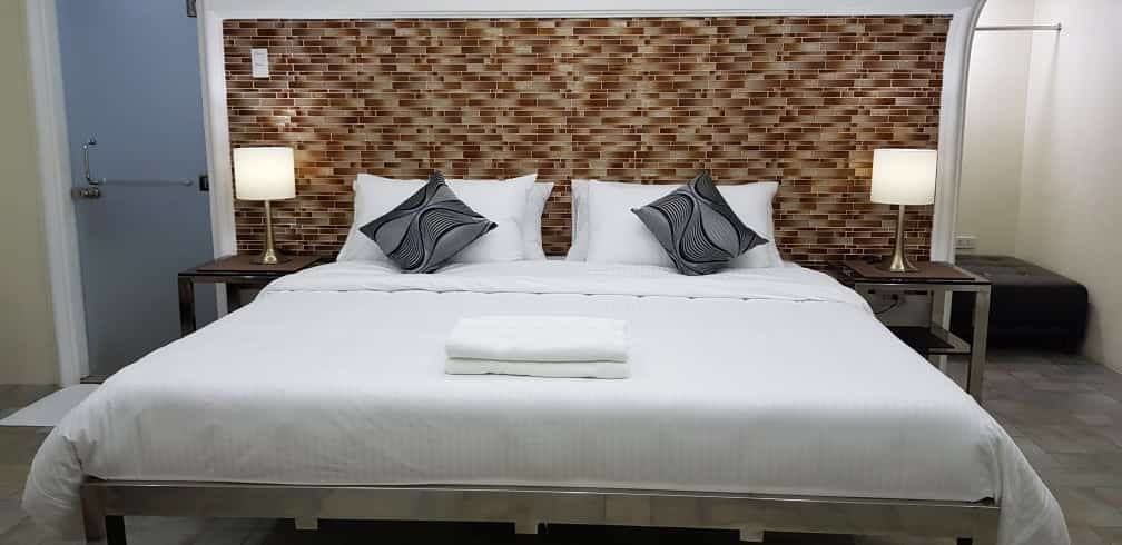 superior room | desk, iron/ironing board, free wifi, bed sheets