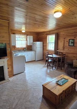 Interior - Cozy 2 BR Cottage close to Cavendish
Inn The Woods Cottages PEI - Cottage 2 (Kensington)