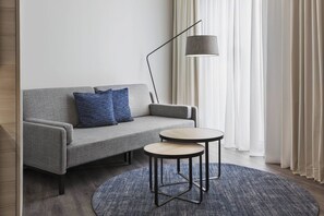 Allergitestet sengetøy, safe på rommet og skrivebord