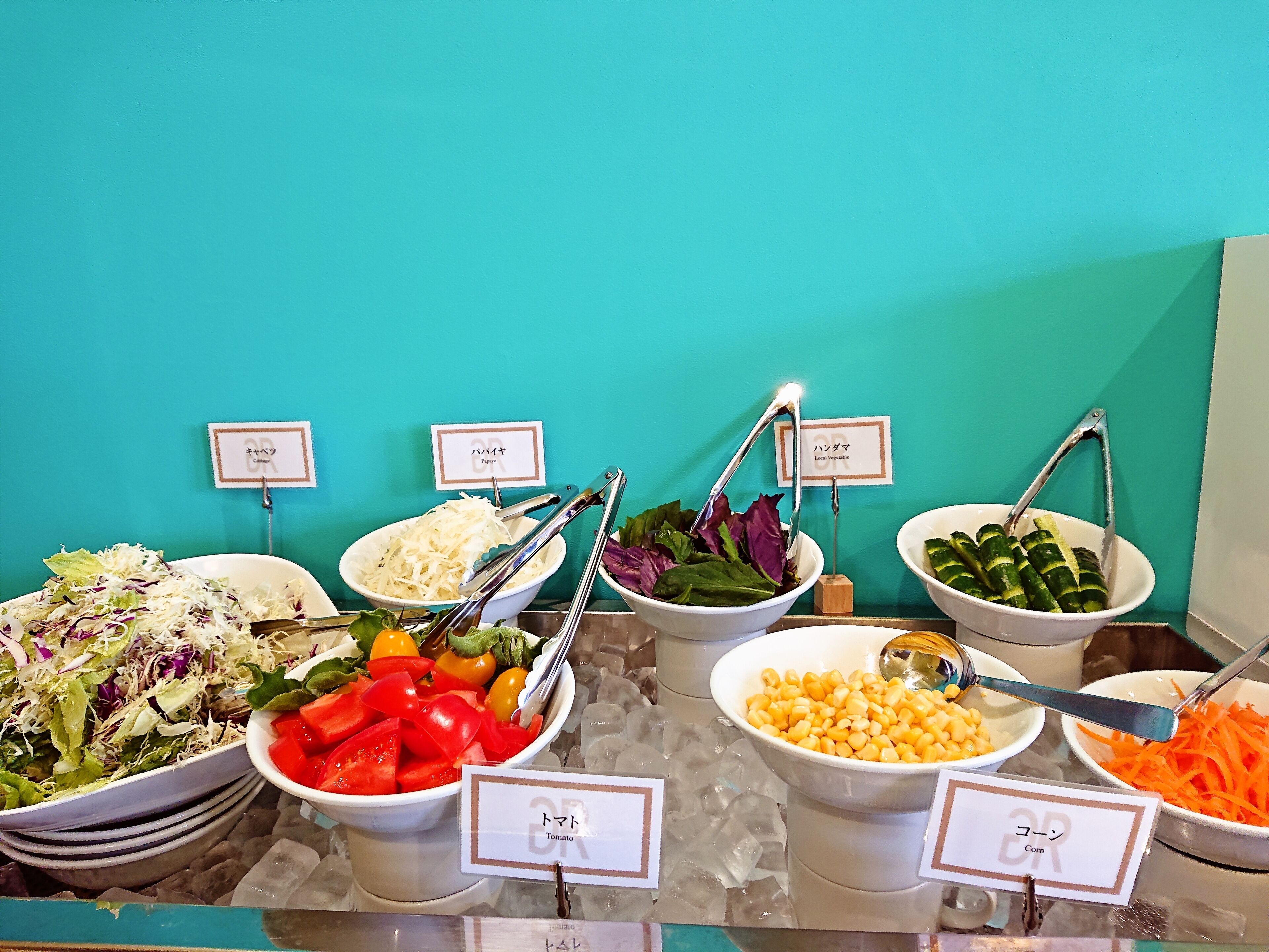 Daily cooked-to-order breakfast (JPY 1500 per person)